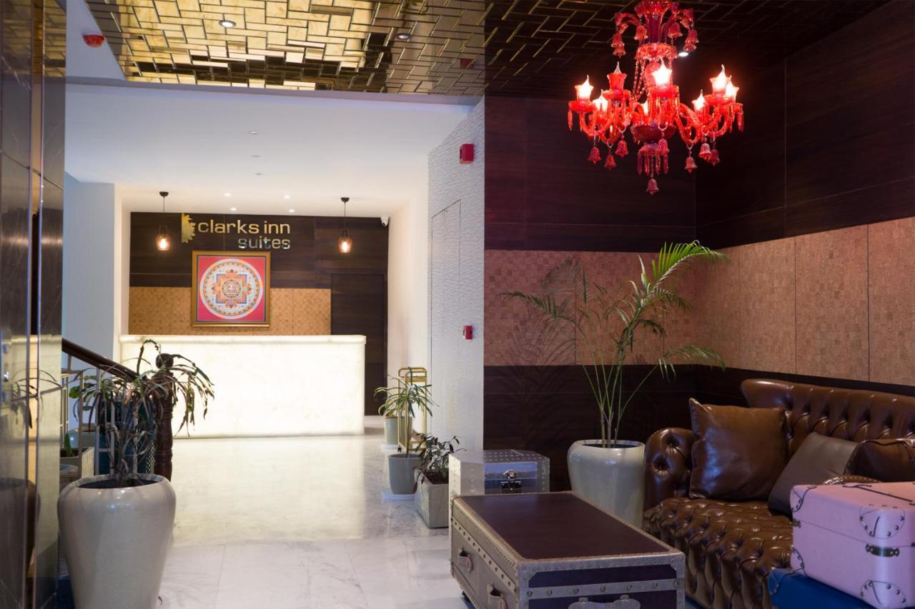 Clarks Inn Suites 캉그라 외부 사진