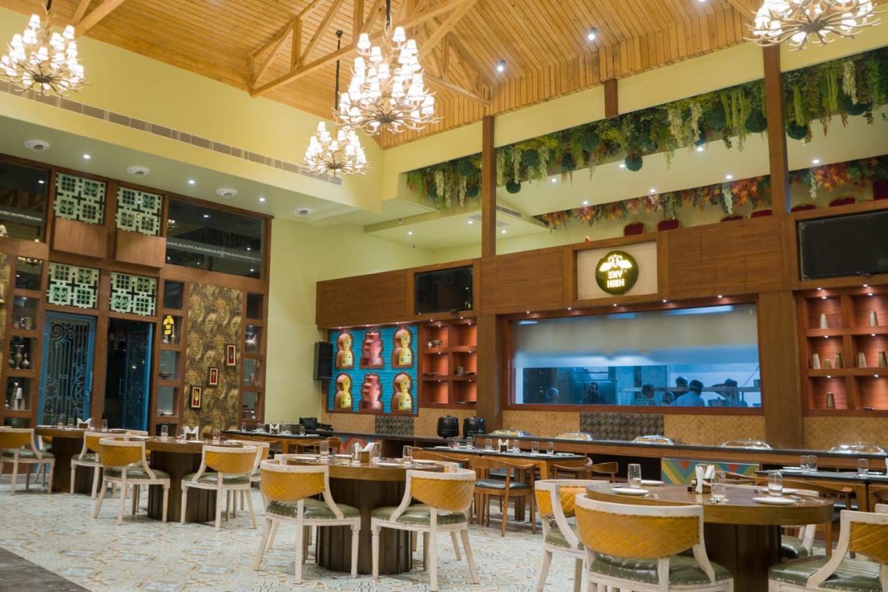 Clarks Inn Suites 캉그라 외부 사진