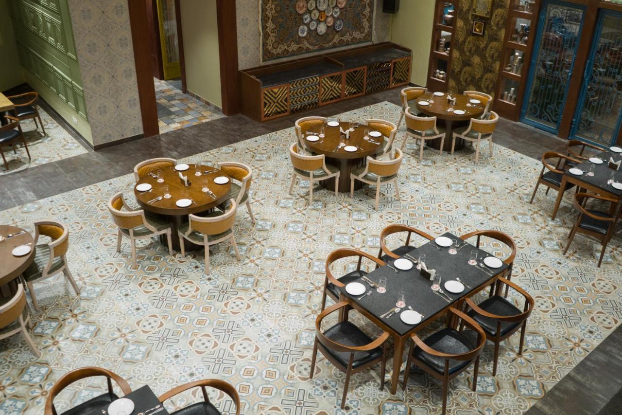 Clarks Inn Suites 캉그라 외부 사진